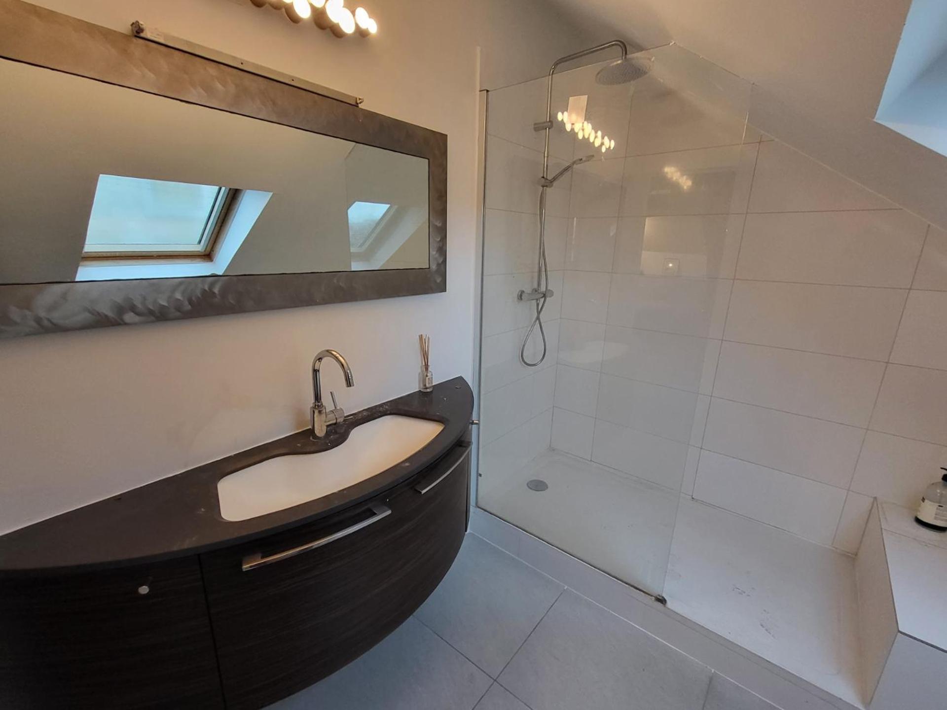 Les Oiseaux De Passage Bed & Breakfast Escolives-Sainte-Camille Bagian luar foto