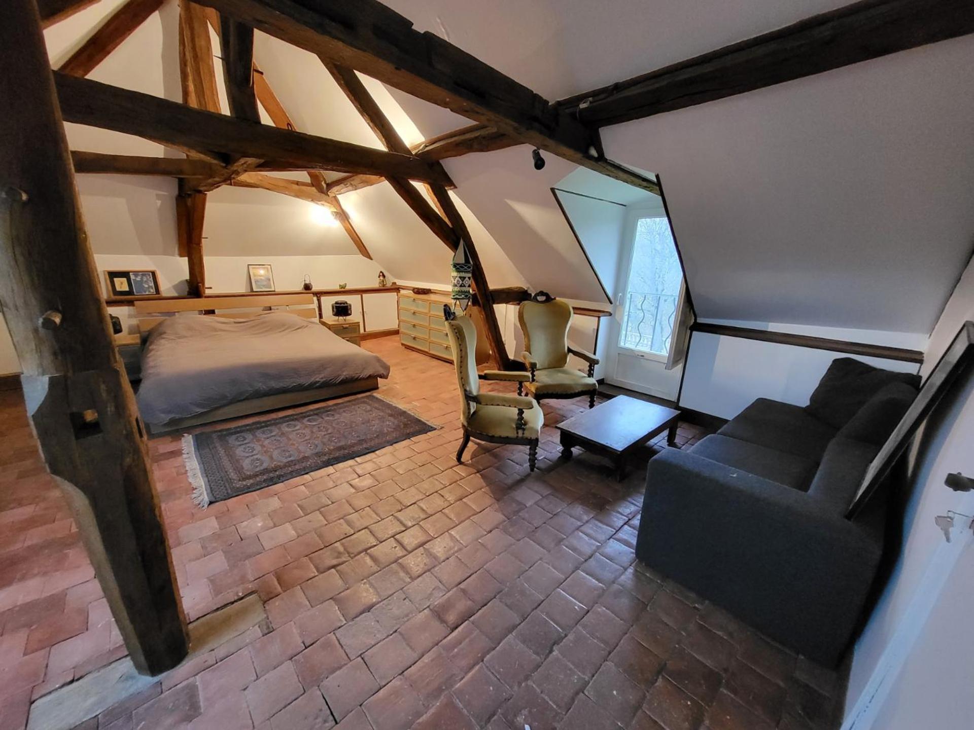 Les Oiseaux De Passage Bed & Breakfast Escolives-Sainte-Camille Bagian luar foto